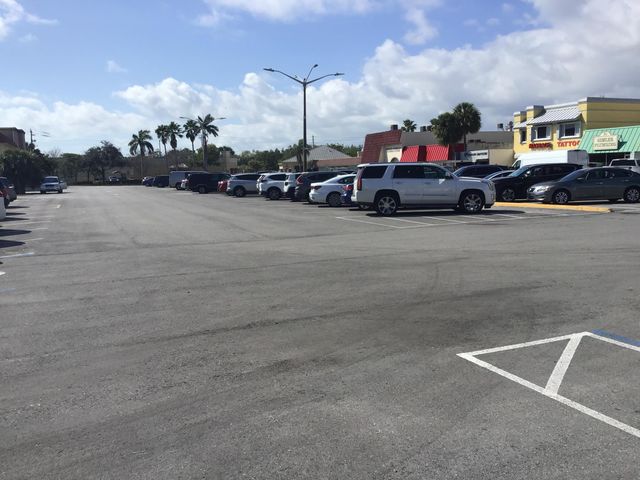 812 SE 8TH Avenue, Deerfield Beach, FL 33441