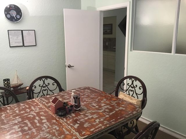 812 SE 8TH Avenue, Deerfield Beach, FL 33441