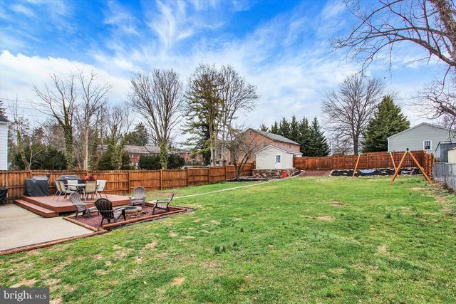 115 N WASHINGTON STREET, Shippensburg, PA 17257