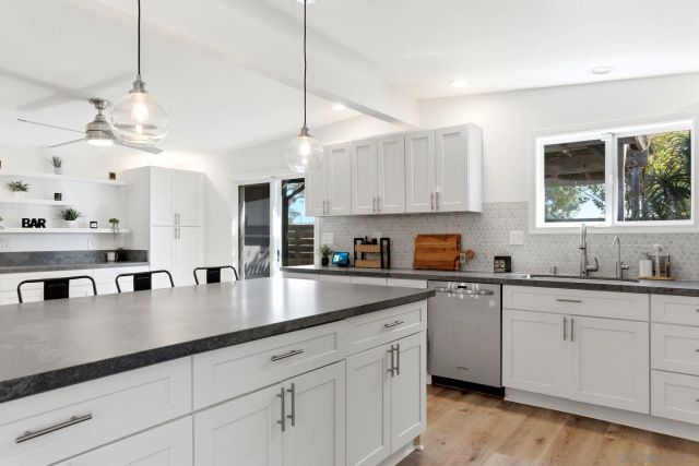 5735 Tex St, La Mesa, CA 91942