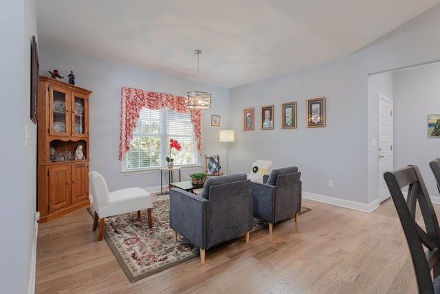 215 HEATHER LN, Staunton, VA 24401