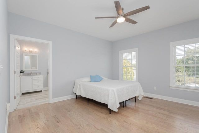 215 HEATHER LN, Staunton, VA 24401