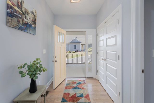 215 HEATHER LN, Staunton, VA 24401