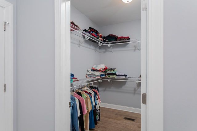 215 HEATHER LN, Staunton, VA 24401