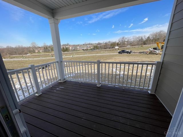 120 Magnolia Lane, Springboro, OH 45066