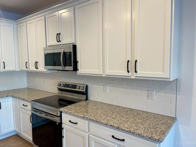 120 Magnolia Lane, Springboro, OH 45066