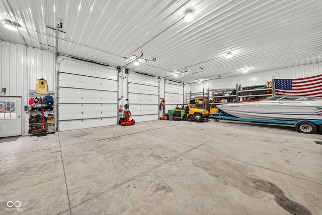 6822 S 600 W, Crawfordsville, IN 47933