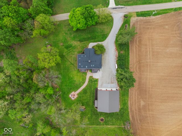6822 S 600 W, Crawfordsville, IN 47933