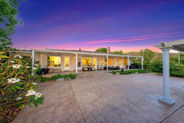 1829 Carob Tree Lane, El Cajon, CA 92021