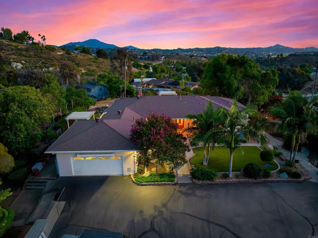 1829 Carob Tree Lane, El Cajon, CA 92021