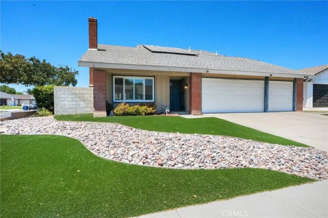 2742 S Desert Forest, Ontario, CA 91761