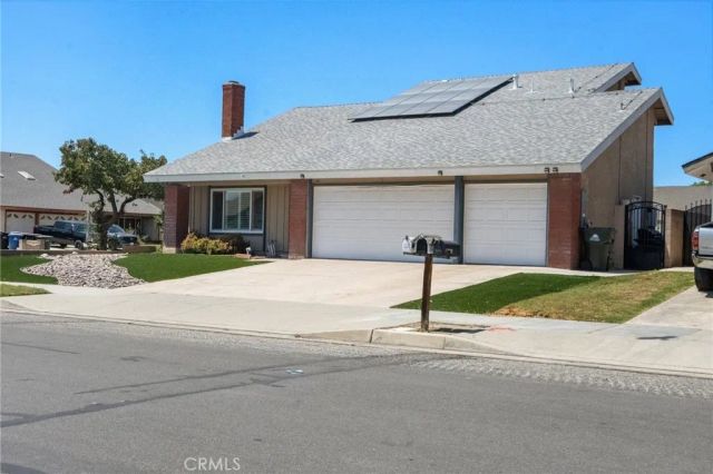 2742 S Desert Forest, Ontario, CA 91761