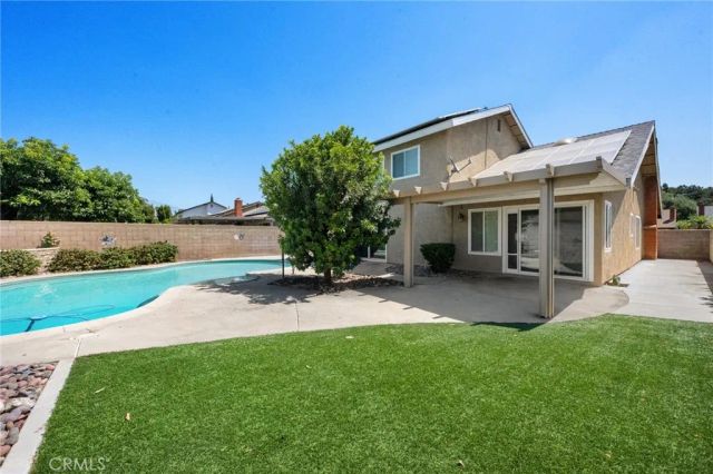 2742 S Desert Forest, Ontario, CA 91761