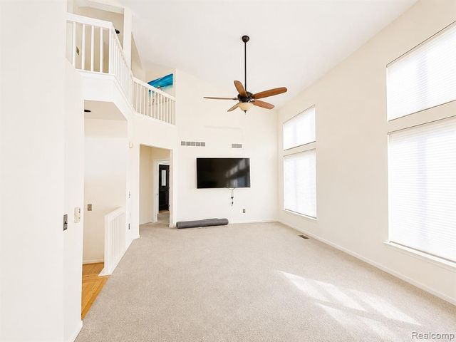 3235 Lynhurst Court, Rochester, MI 48306