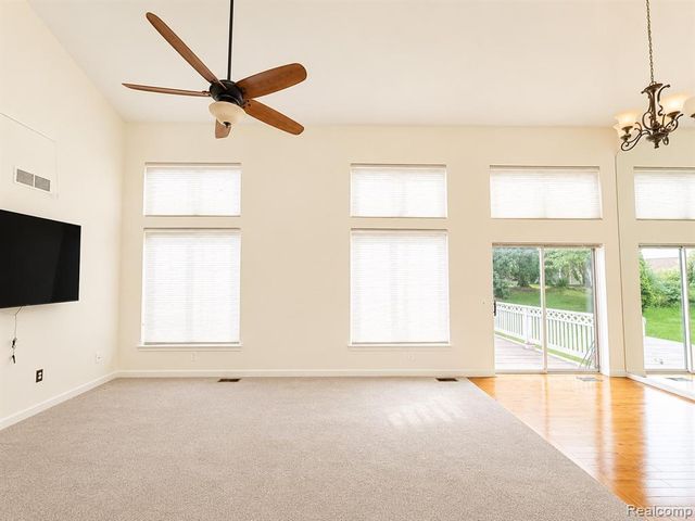 3235 Lynhurst Court, Rochester, MI 48306