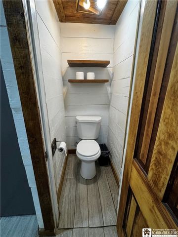 849 South Avenue, Bradford Town, PA 16701