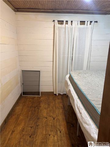 849 South Avenue, Bradford Town, PA 16701