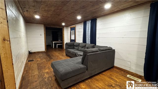 849 South Avenue, Bradford Town, PA 16701