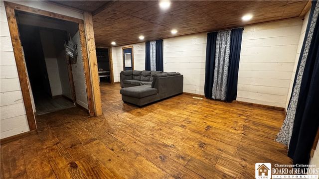 849 South Avenue, Bradford Town, PA 16701