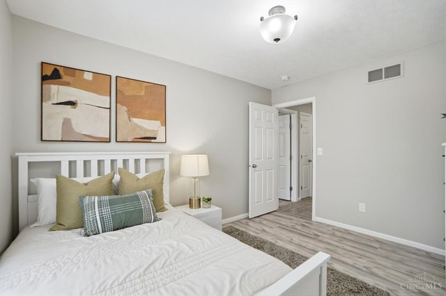 6060 Loganberry Court, Liberty Twp, OH 45011