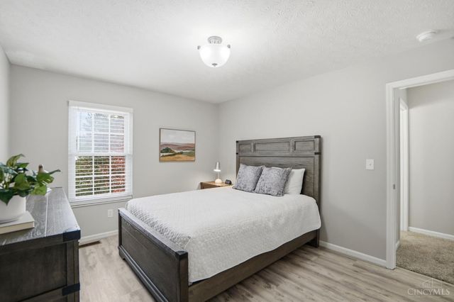 6060 Loganberry Court, Liberty Twp, OH 45011