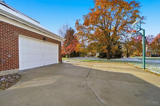 6060 Loganberry Court, Liberty Twp, OH 45011