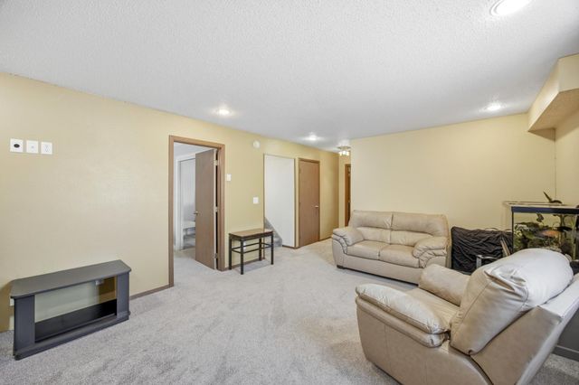 1450 Elmwood Court, West Fargo, ND 58078