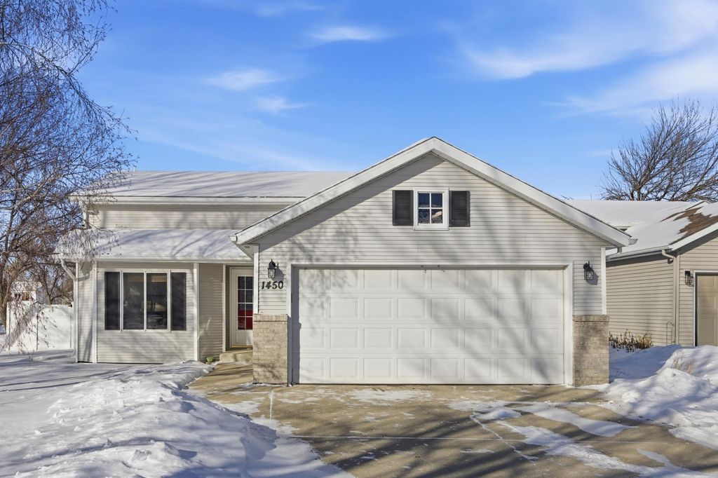 1450 Elmwood Court, West Fargo, ND 58078