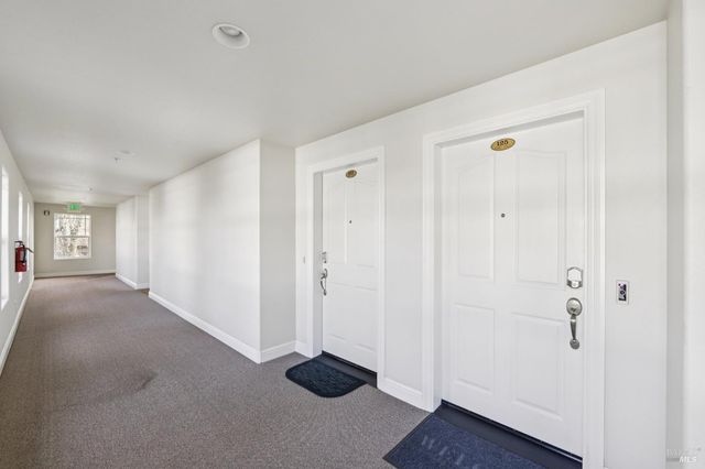 125 Johnson St, Windsor, CA 95492