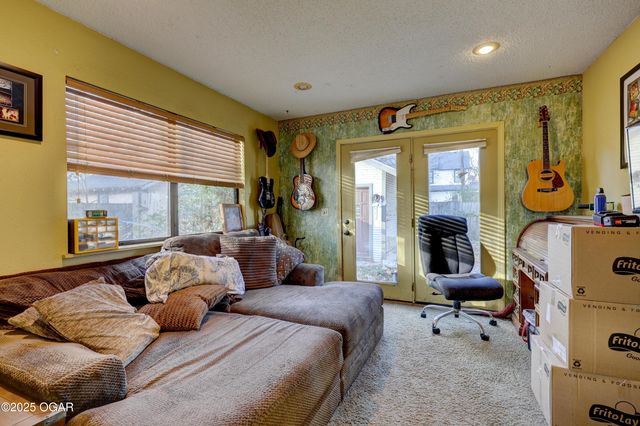 614 E 14th Street, Baxter Springs, KS 66713