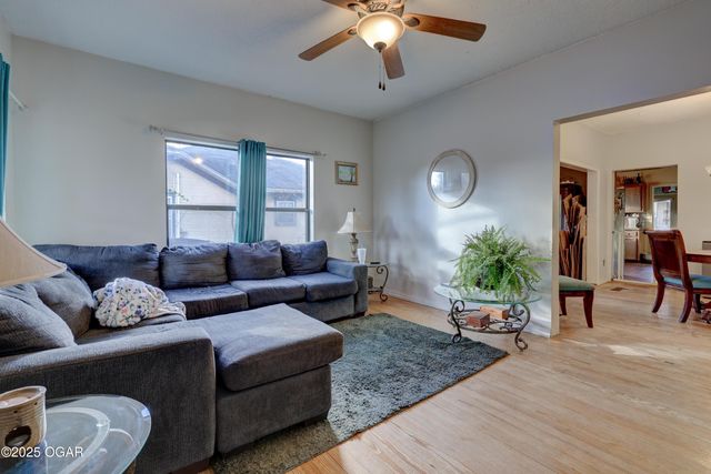 614 E 14th Street, Baxter Springs, KS 66713