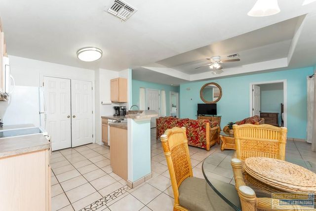 9 Augusta West, Laguna Vista, TX 78578