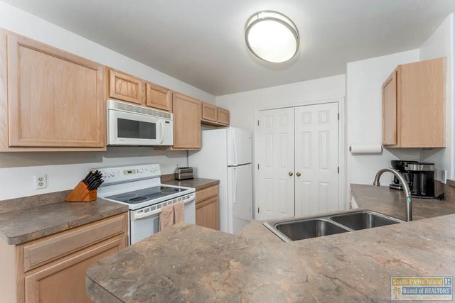 9 Augusta West, Laguna Vista, TX 78578