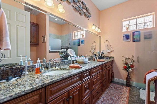 548 NARROW POND ROAD, Polk City, FL 33868