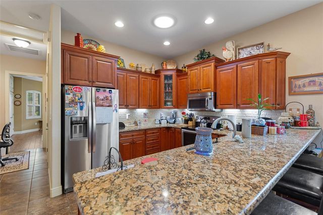 548 NARROW POND ROAD, Polk City, FL 33868