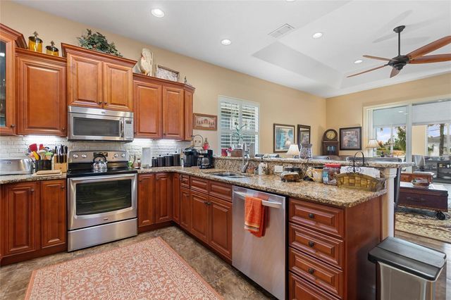 548 NARROW POND ROAD, Polk City, FL 33868