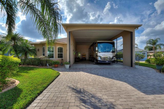 548 NARROW POND ROAD, Polk City, FL 33868