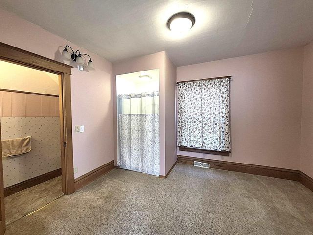 207 N Main Street, Orfordville, WI 53576