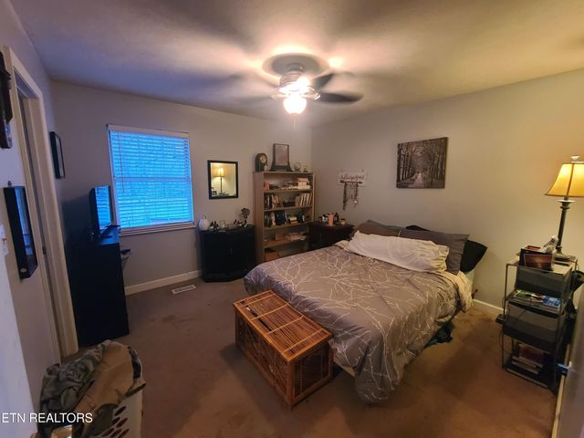 5202 Millet Lane, Knoxville, TN 37918