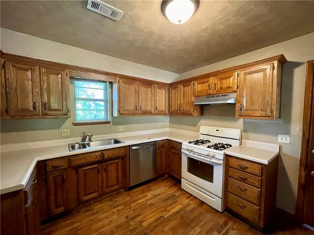 404 Michael Street, Springdale, AR 72764