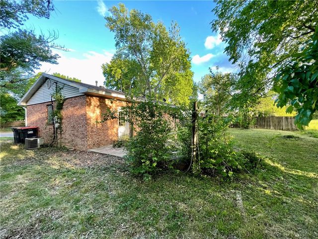 404 Michael Street, Springdale, AR 72764