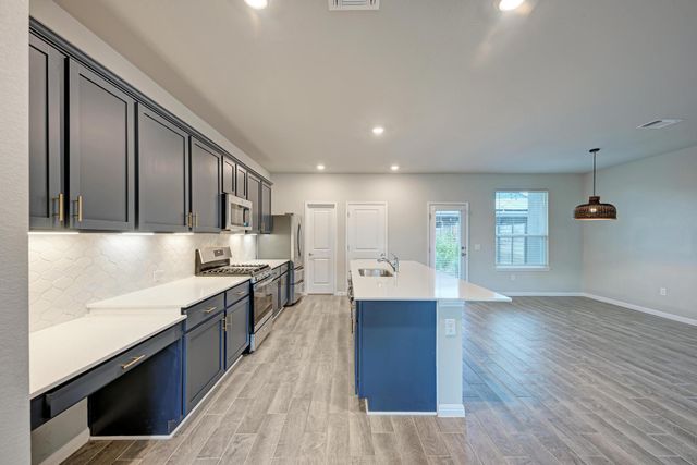 5408A Baythorne DR, Austin, TX 78747