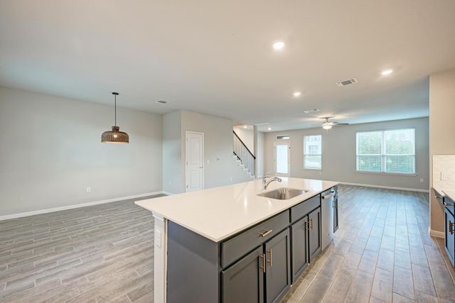 5408A Baythorne DR, Austin, TX 78747