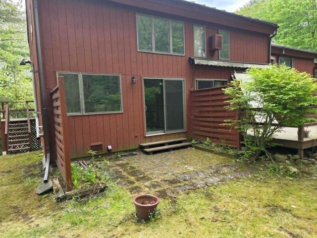 9 Evergreen Lane, Brattleboro, VT 05301