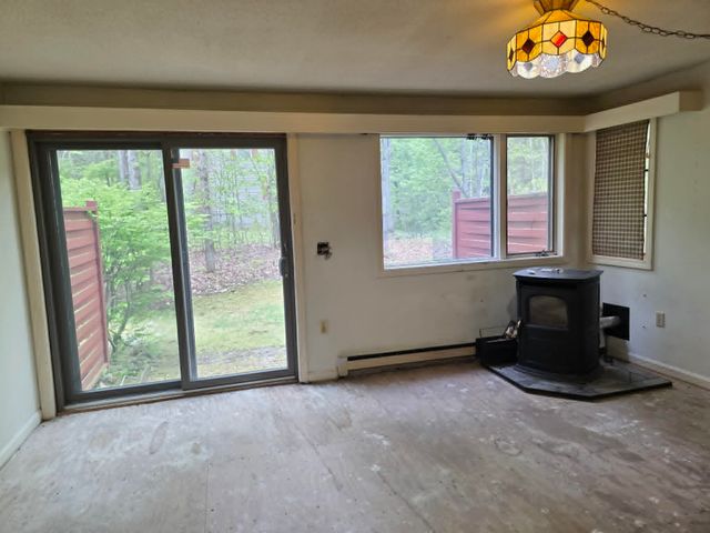 9 Evergreen Lane, Brattleboro, VT 05301