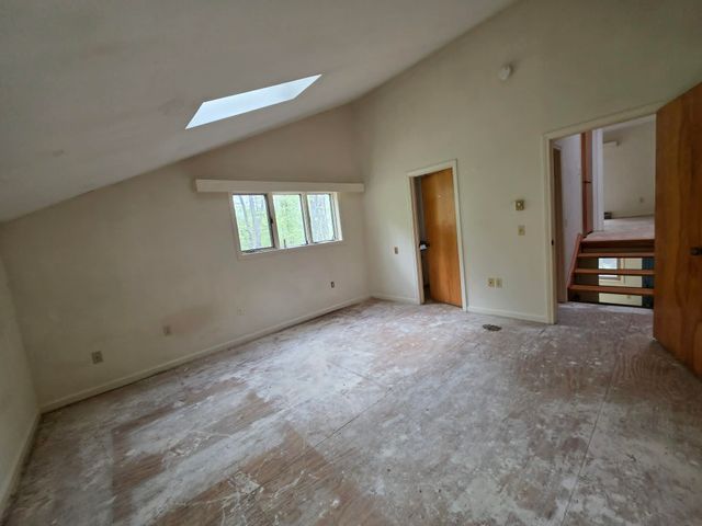 9 Evergreen Lane, Brattleboro, VT 05301