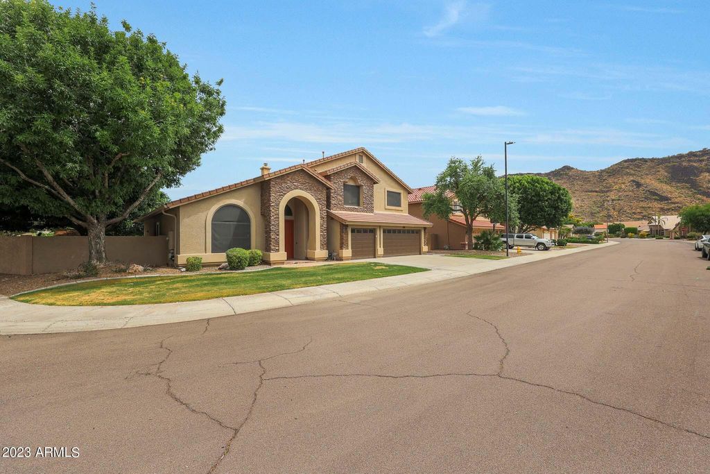 5328 W Mohawk Lane, Glendale, AZ 85308