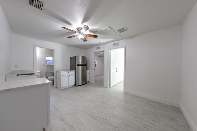 404 N 38 Street, Fort Pierce, FL 34947