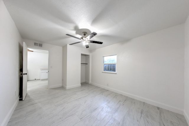 404 N 38 Street, Fort Pierce, FL 34947