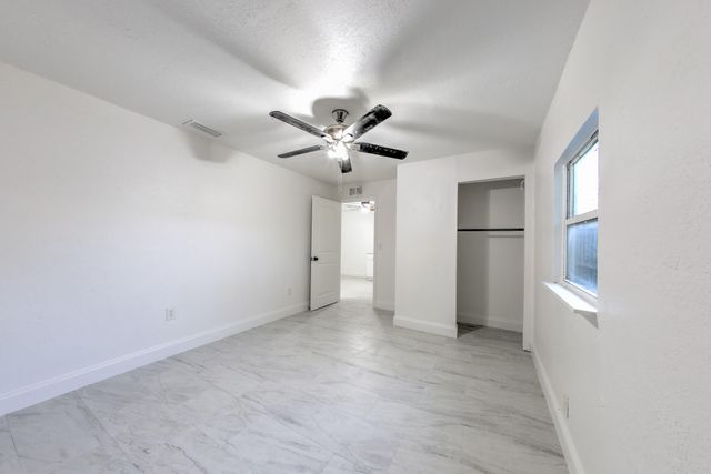 404 N 38 Street, Fort Pierce, FL 34947